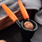 Kitchen Wood Handle Walnut Nut Peeler Sheller Clip