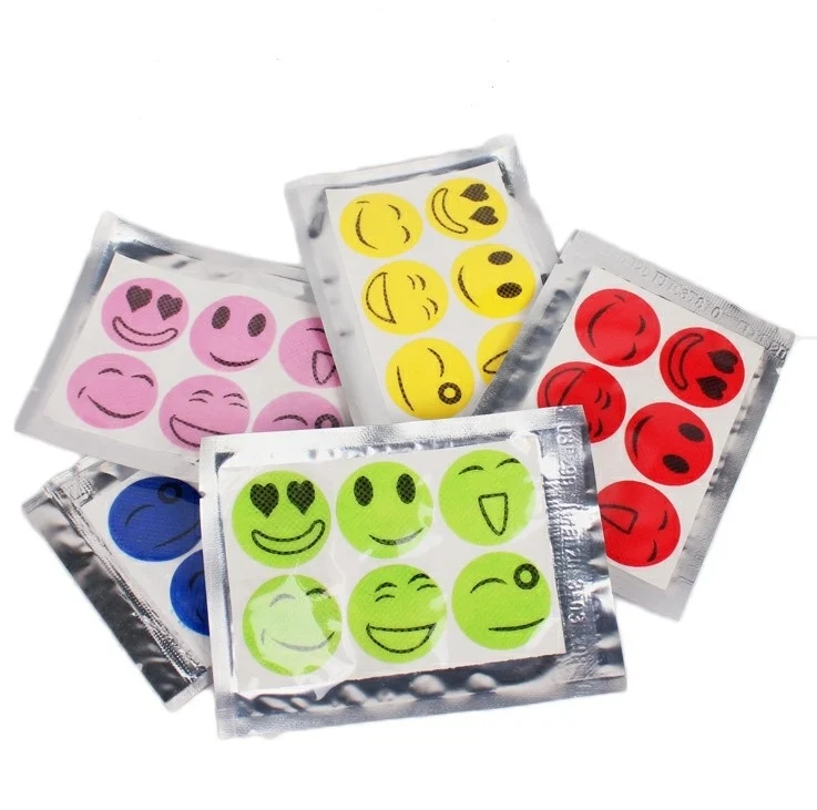 10pcs  Mosquito Stickers DIY Mosquito Repellent Stickers Patches Cartoon Smiling Face Drive Repeller (Color Random Delivery)