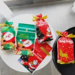 50pcs / Pack Christmas Gift Bag Candy Biscuit Drawstring Bundle Christmas Cookie Bag, Random Pattern Delivery