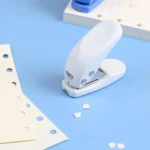 Deli Mini Small Hole Punch Single Circular Hole Punch Machine Manual Hole Punch, Size: 6x5.5cm, Random Color Delivery - Image 3
