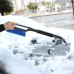 Multifunctional Car Windshield Snow Shovel Removal Brush - Image 5