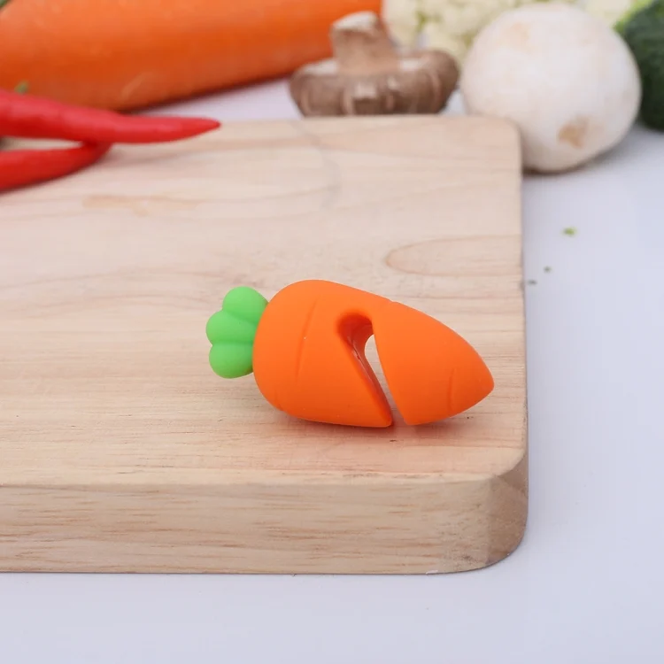 TBD04268777_2.webp 6 PCS Silicone Carrot Pot Lid Elevated Anti-overflow Device Kitchen Utility Gadget - Image 3