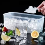 Household Silicone Ice Box With Lid Ice Cube Mold Refrigerator Ice Lattice Quick Freezer Random Color Delivery - Image 10