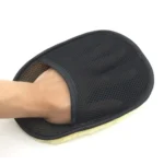 Plush Car Cleaning Waxing Gloves - Image 3