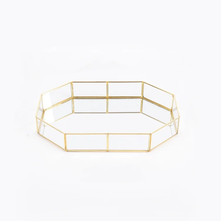 TBD0553275902.webp Glass Storage Tray Golden Retro Polygon Mirror Tray Brass Desktop Cosmetics Storage Tray - Image 1