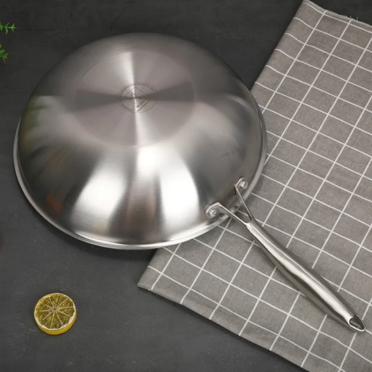 TBD056102001_2.webp Household 304 Stainless Steel Oil-free and Uncoated Flat-bottom Wok Suitable for Induction Cooker Gas - Image 3