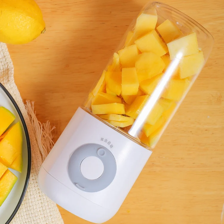 Mini Portable Usb Juice Machine Multi-Function Electric Charging Household Juicer