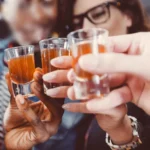 6 Shot Glass Dispenser And Holder Automatic Diversion Pourer - Image 7