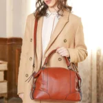 2P1006 Ladies Single-Shoulder Leather Messenger Bag - Image 8
