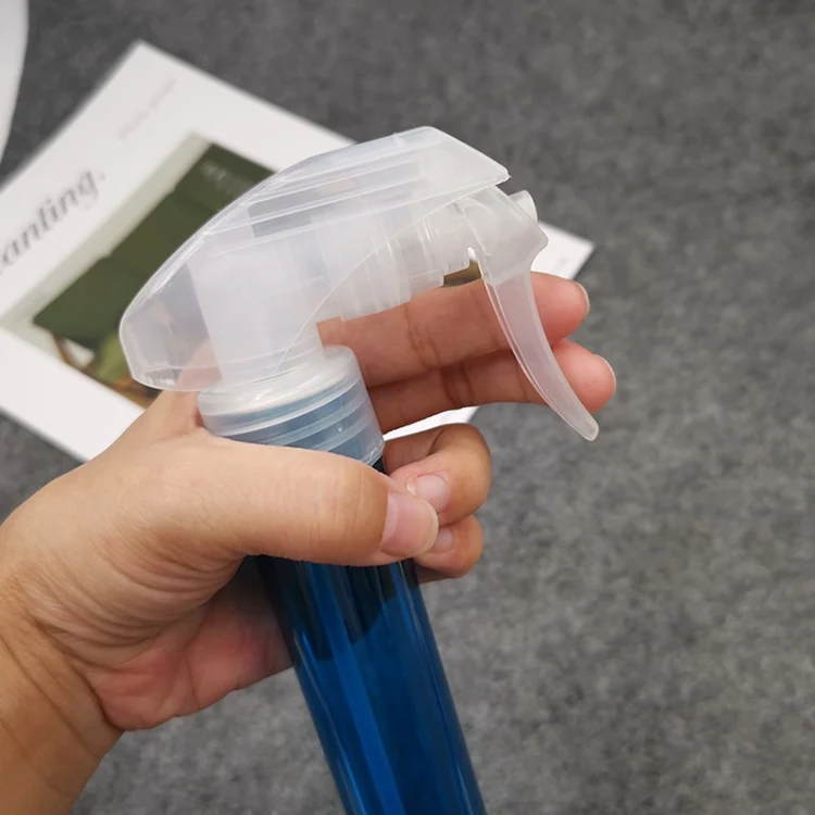 TBD05722109_3.webp Thumb Watering Can Beauty Makeup Fine Mist Spray Bottle Hairdressing Tools, Color Random Delivery - Image 4