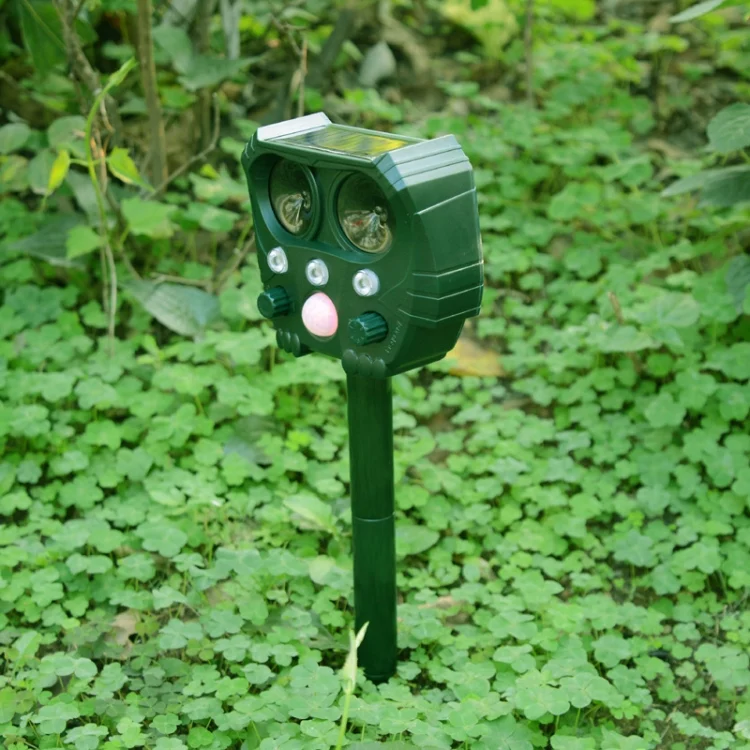 TBD0572211001_B4.webp USB Solar Ultrasonic Outdoor Insect Repellent And Mouse Repellent - Image 5