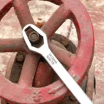 Multi-Function Plum Wrench Open Adjustment Double-Headed Self-Tightening Wrench - Image 5