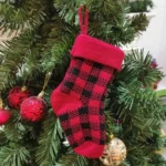 Knitted Christmas Stocking Decoration Pendant Child Acrylic Candy Gift Bag - Image 4