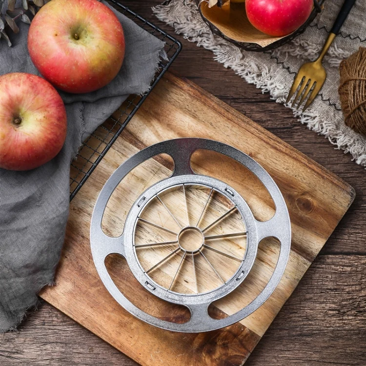 TBD0602013401_B2.webp Stainless Steel Round Apple Slicer Fruit Divider - Image 3