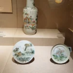 2 PCS Acrylic Transparent Display Shelf Bookshelf Plate Holders - Image 3