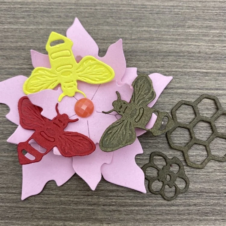 TBD06027567_3.webp Bee Hive Handicraft Embossing Cutting Die - Image 4