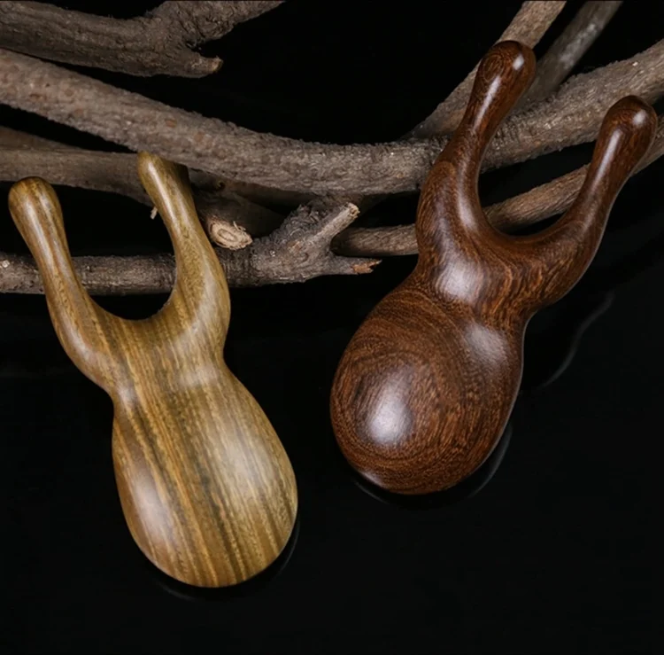 TBD06037175_3.webp Gold Sandalwood Solid Wood Massage Eye Scraping And Nose Massage, Color Random Delivery - Image 4