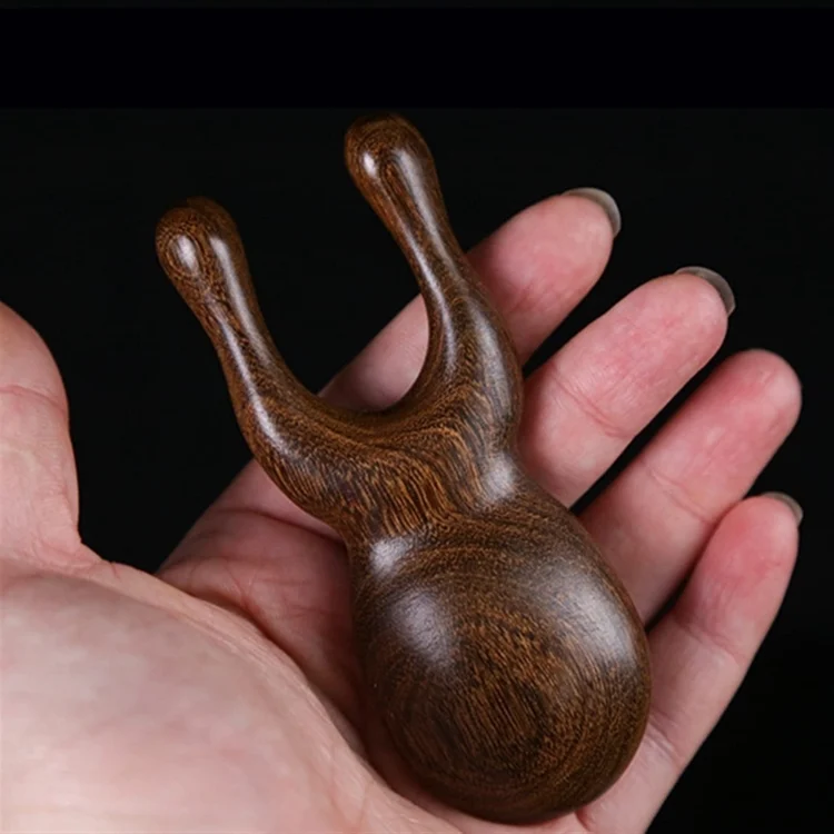 TBD06037175_4.webp Gold Sandalwood Solid Wood Massage Eye Scraping And Nose Massage, Color Random Delivery - Image 5