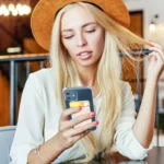 AhaStyle PT133-A-S Mobile Phone Adhesive Silicone Card Case - Image 7