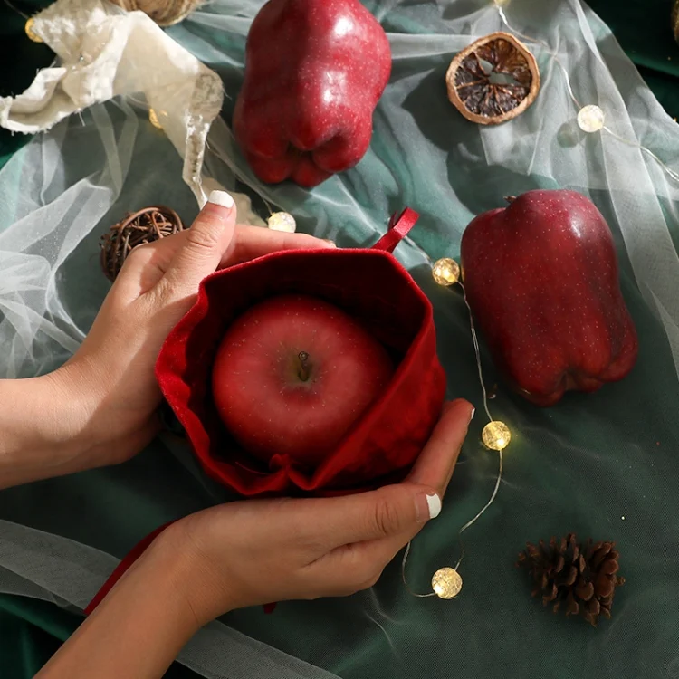 TBD06040262_B3.webp Christmas Gift Bag Christmas Eve Velvet Candy Bundle Bag - Image 4