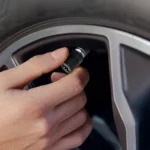 4pcs /Set Smile Metal Tire Valve Caps Automobile Modification Universal Valve Core Cover - Image 5