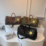 Graffiti Personal Travel Bags Outdoor Casual Large Capacity Handheld Crossbody Bag - Image 2
