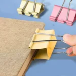 Deli  24pcs /Box 41mm Long Tail Ticket Clip Metal Dovetail Clip - Image 6