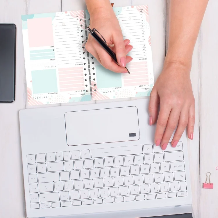 TBD06046487_B1.webp A5 Self-filling Undated Coil Planner Planning Notes Schedule - Image 2