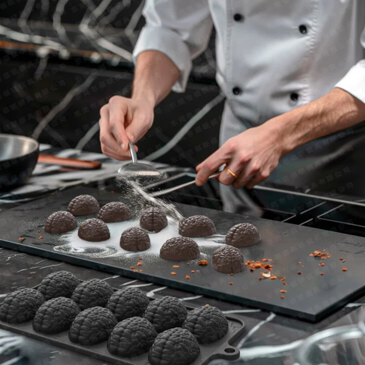 TBD06050250_B5.webp 10 Grids Brain Halloween Chocolate Mould Homemade Brain Cake Mould DIY Candy Soft Molds - Image 6