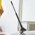 Car FM / AM Signal Amplifier Antenna Pole For Volkswagen / BMW / Toyota - Image 4