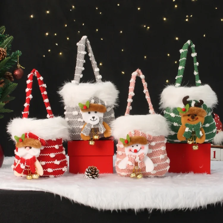 TBD06055463_B1.webp Knitted Velvet Gift Bag For Christmas Presents With Handle And 3D Doll Decoration - Image 2