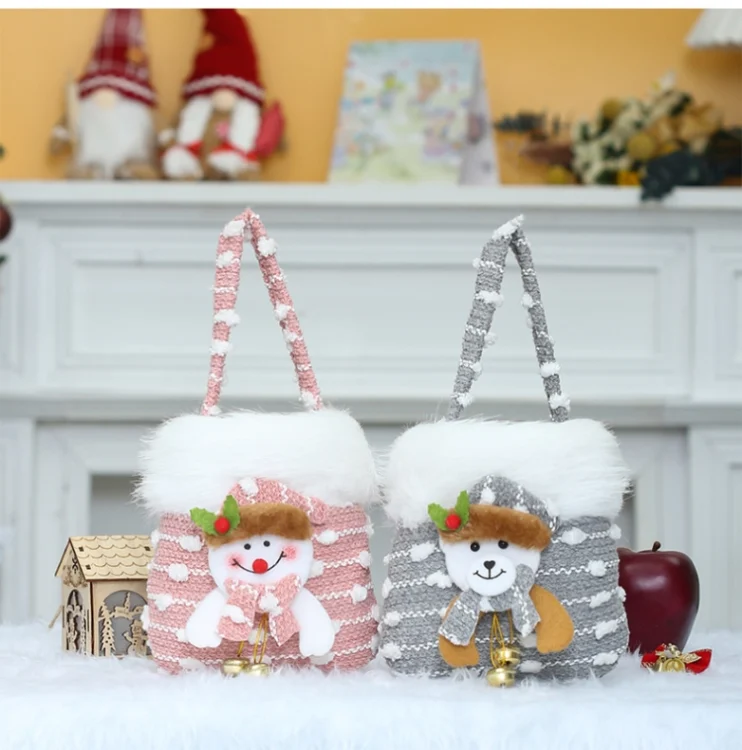 TBD06055463_B2.webp Knitted Velvet Gift Bag For Christmas Presents With Handle And 3D Doll Decoration - Image 3