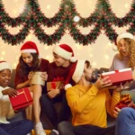 20pcs /Pack 2m x 9cm Christmas Red & Green Wide Cut Tinsel Garland For Holiday Decor - Image 5