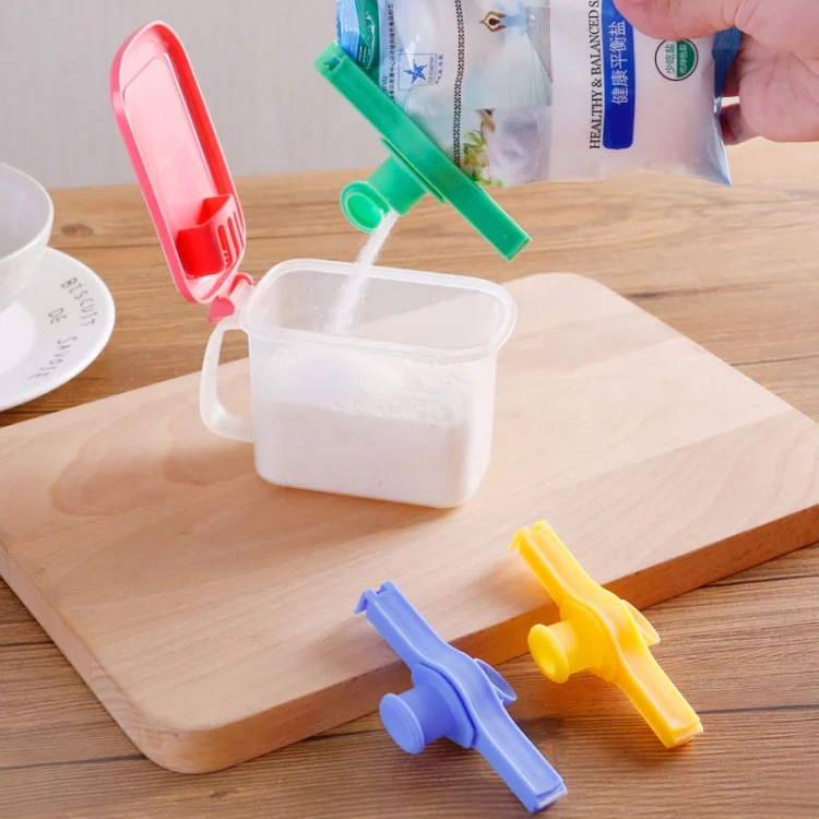 TBD0846368_1.webp Portable Bag Sealing Clip Out Nozzle Kitchen Preservation Tool, Random Color Delivery - Image 2